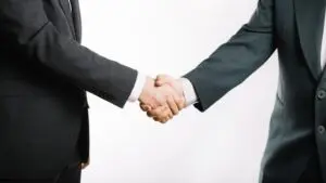 Pasos para transferir la propiedad comercial